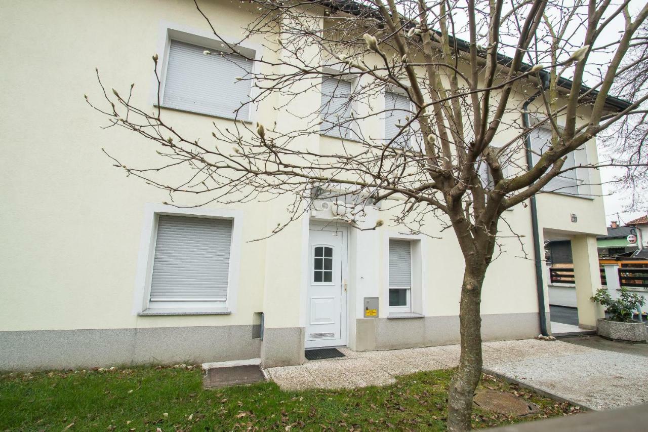 Apartment Artorius Ljubljana Exteriör bild